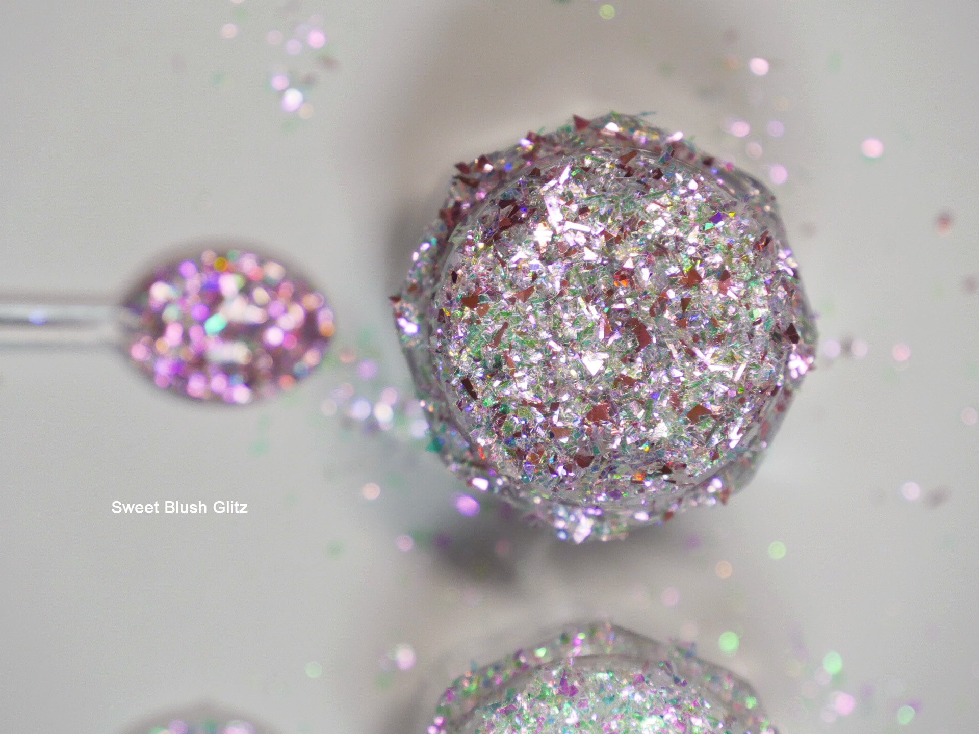 Opal Illusion Cloud Brocade Fragmentation Flakes Glitters Sequins For Nail Art/ Holographic Polarized Aurora Foils Manicure Supply