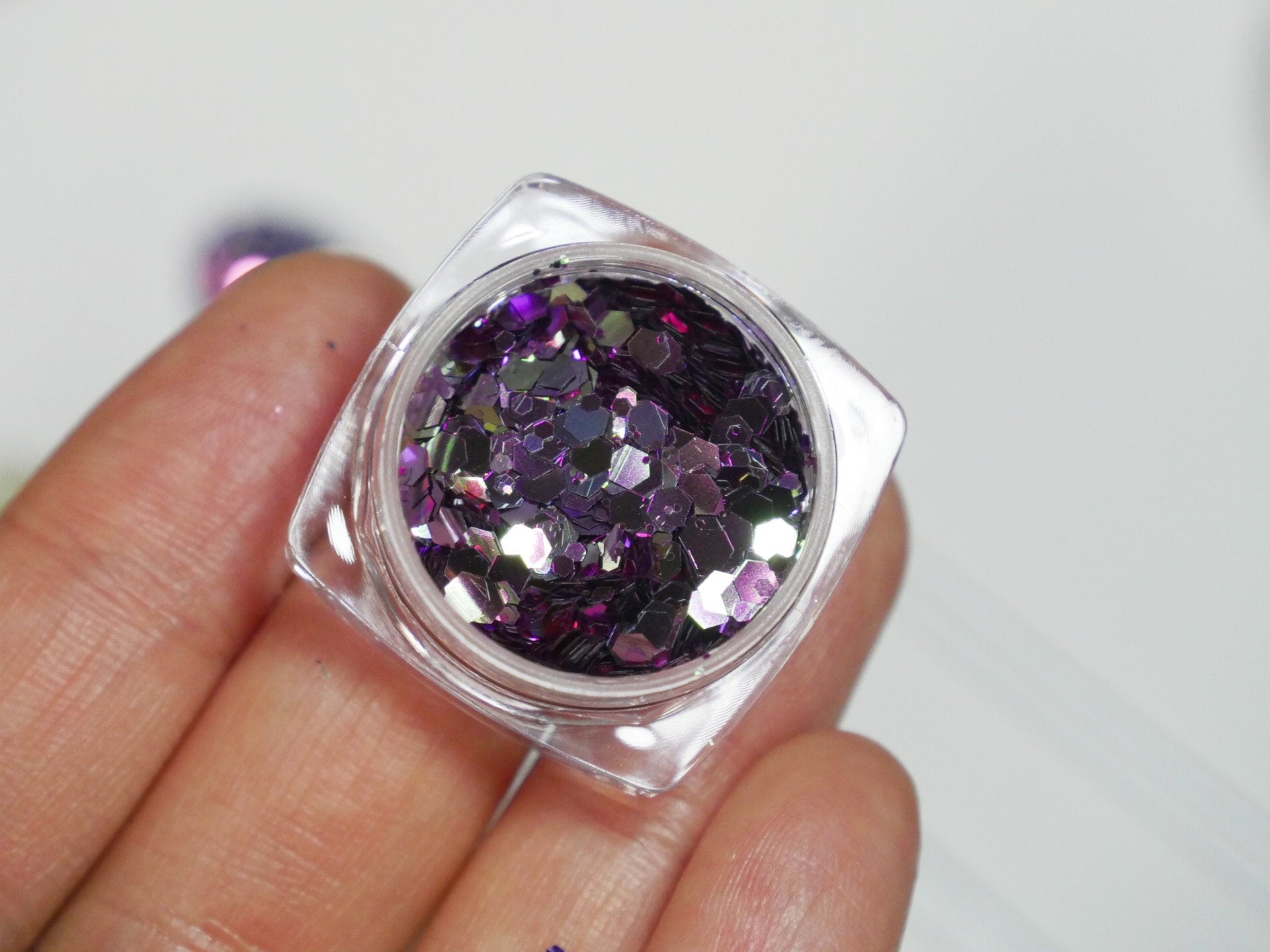 Laser Sequins for Amazing Nail Art Chameleon Hexagon Mixed Glitter/ Metallic Color Shift Hexagonal Glitters Nail Flakes Nail Supply