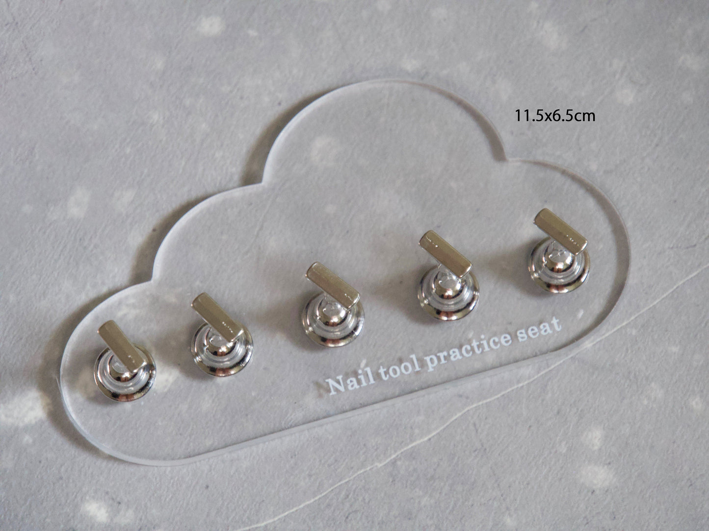 5pcs Cloud Bear Oval False Nail Display Stand Holder Set Clear Magnetic Nail Art Practice Holder/ Manicurist Press on Nail Influencer Tool