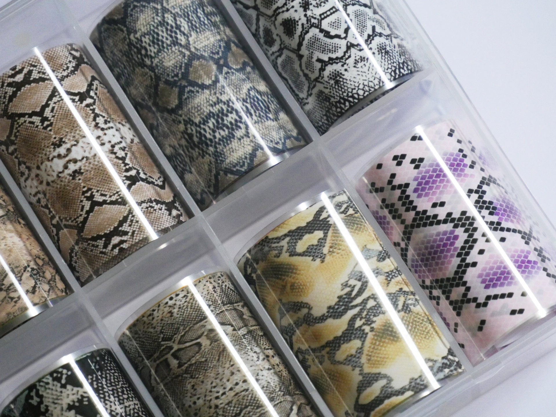 10pcs Snakeskin Print Nail Transfer Foil/ Animal pattern DIY nail transferring Foils Sticker 4x50cm Nail Art Foil Box Exotic Pythons