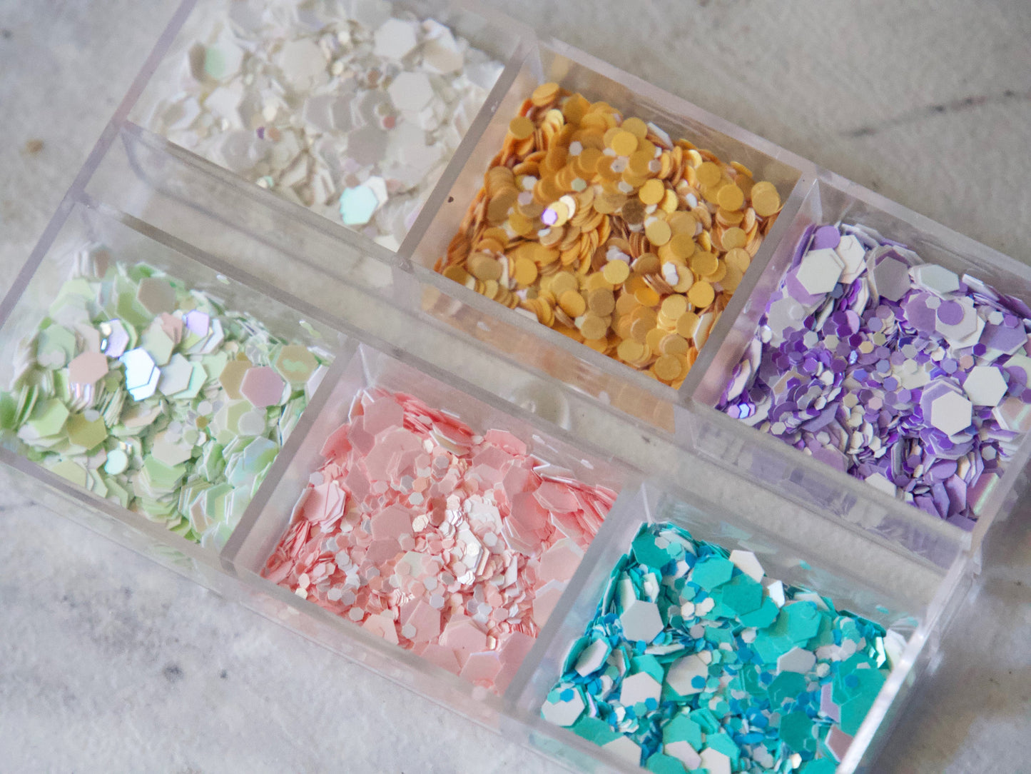 Hexagon&Dots Pearlescent Glitters/ Mixed Size Iridescent Sequins Nail Flakes /Mermaid Round Hexagon Chips Nail Decals