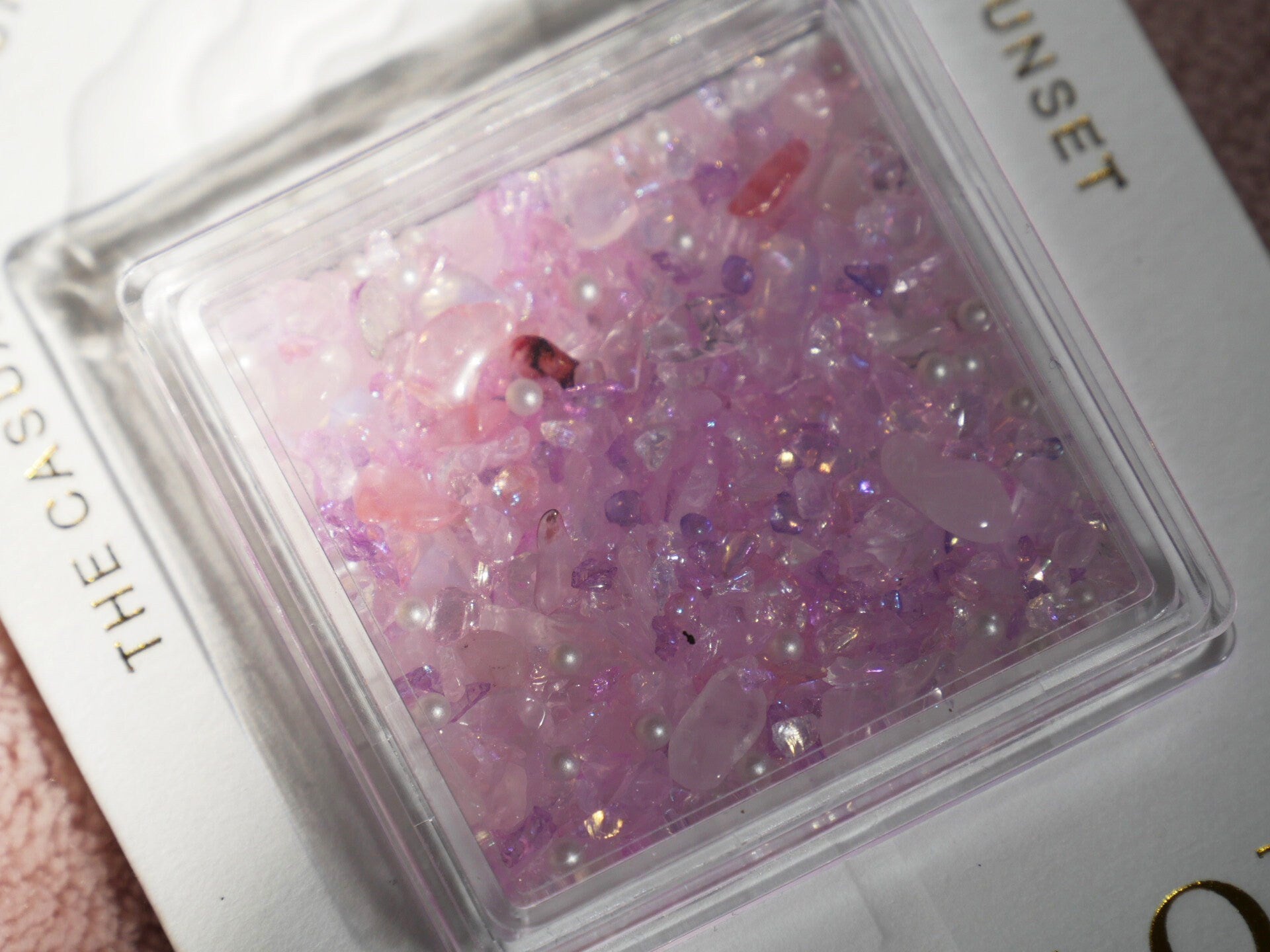 Irregular Glacier Starlight Crushed Stone/ Icy Quartz Stones Gems Nail Decal/ Raw Crystal Rocks Stone Charm Amethyst Supply
