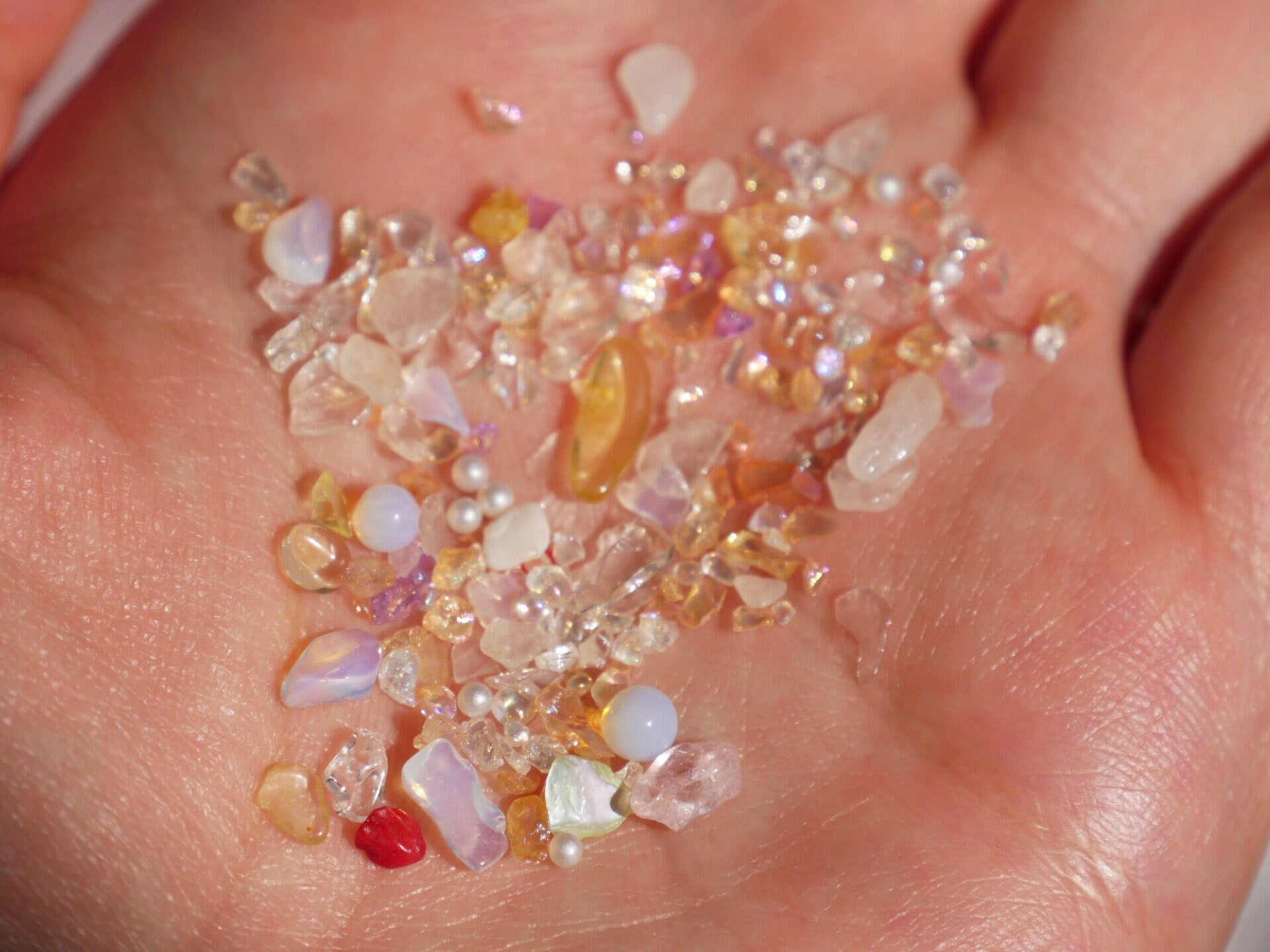 Irregular Glacier Starlight Crushed Stone/ Icy Quartz Stones Gems Nail Decal/ Raw Crystal Rocks Stone Charm Amethyst Supply