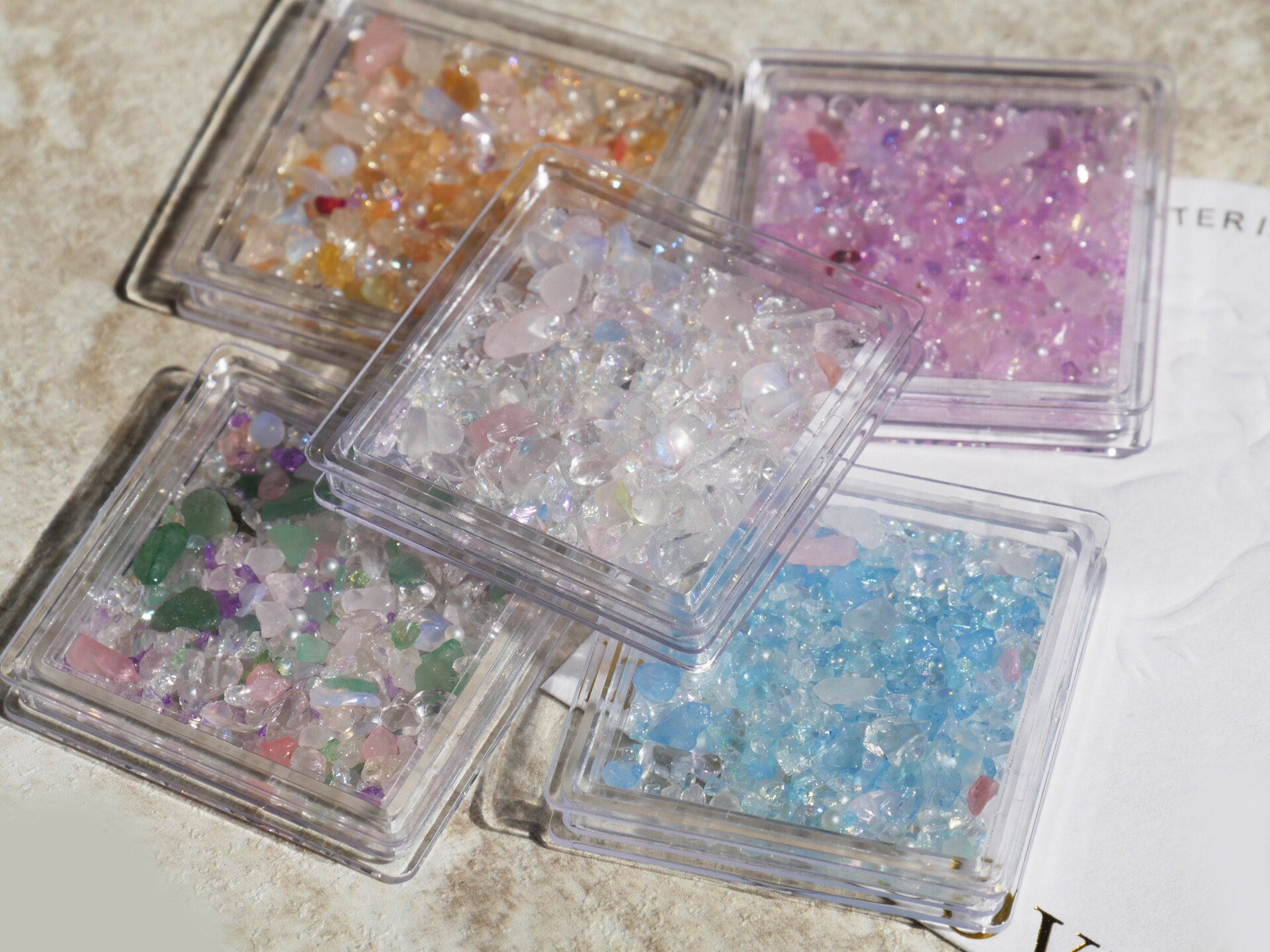 Irregular Glacier Starlight Crushed Stone/ Icy Quartz Stones Gems Nail Decal/ Raw Crystal Rocks Stone Charm Amethyst Supply