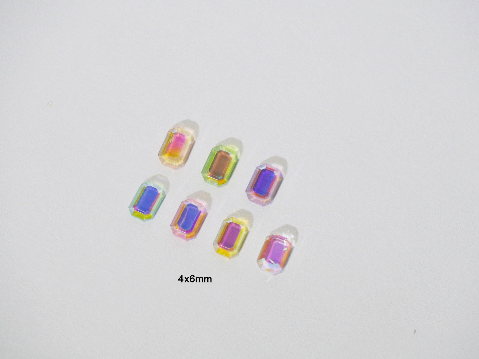 20pcs Aurora Emerald Nail Deco/ Shining Polar Light Iridescence Crystal 3D Rhinestones/ Nail design art Candy sugar cube charm