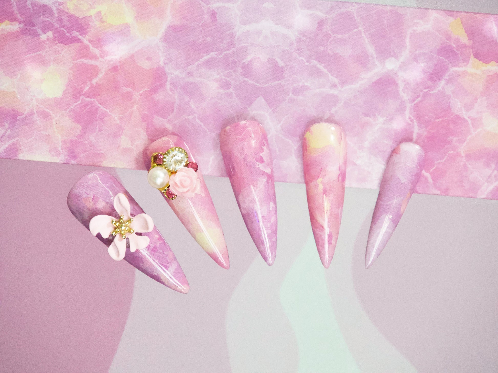5 pcs Asymmetric Sakura flowers nail jewelry /Metallic Lilacs floral nail art charm