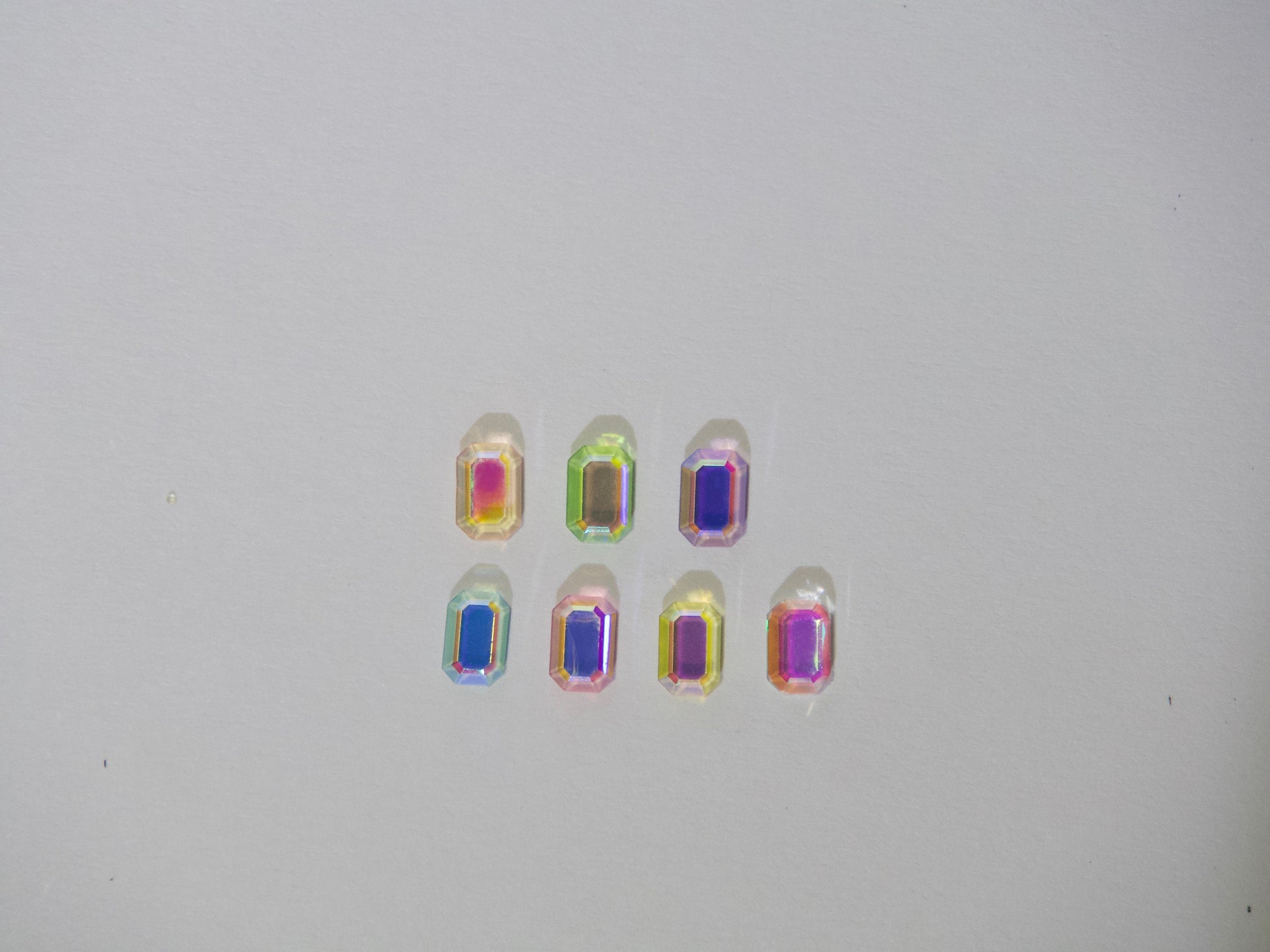 20pcs Aurora Emerald Nail Deco/ Shining Polar Light Iridescence Crystal 3D Rhinestones/ Nail design art Candy sugar cube charm