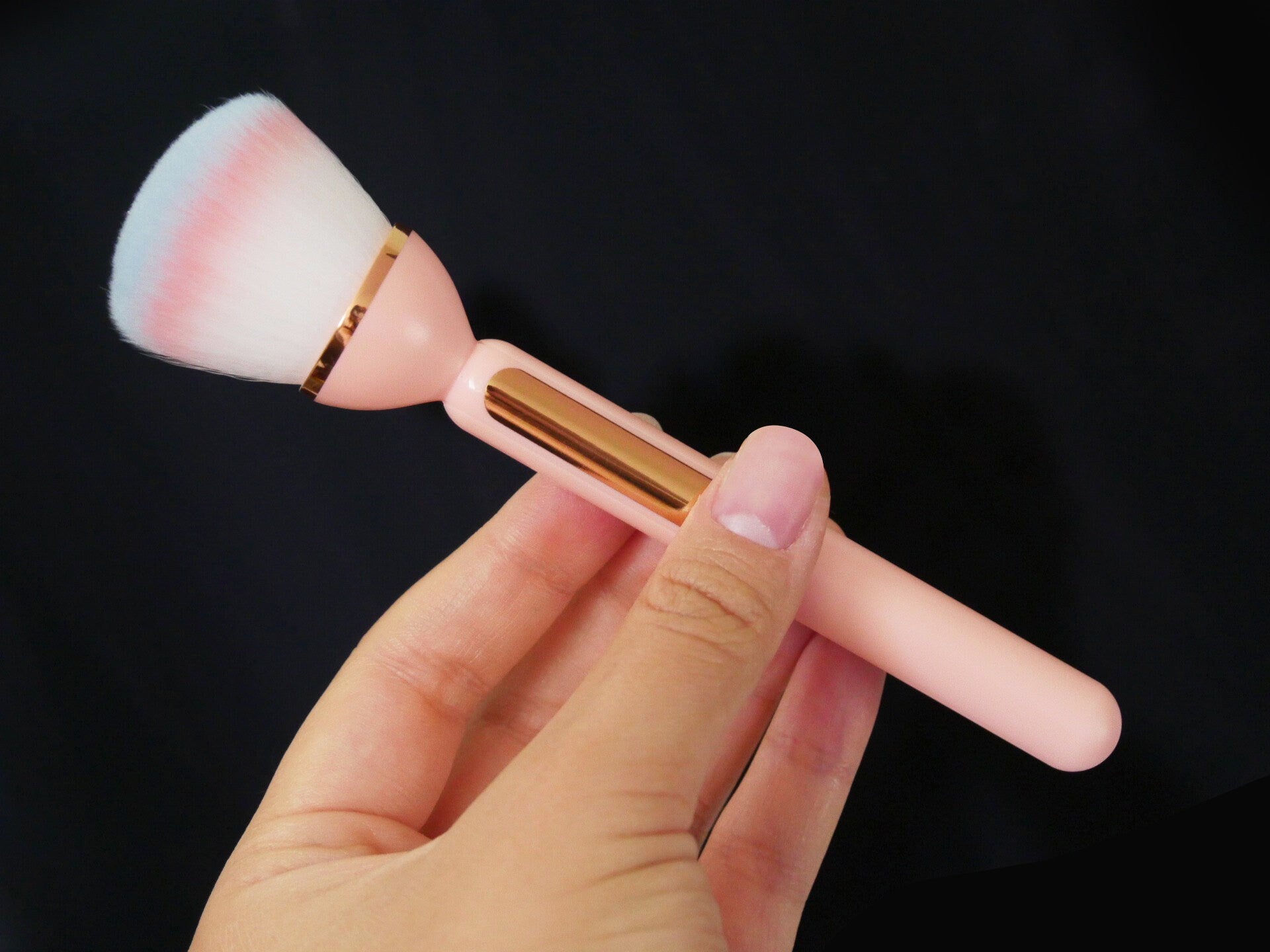 Gradient Color Powder Sweeping Removal Nail Brush/ Blue & Pink Nail dusts cleaner/Makeup Blush Brush/ Make up and Manicure Supply