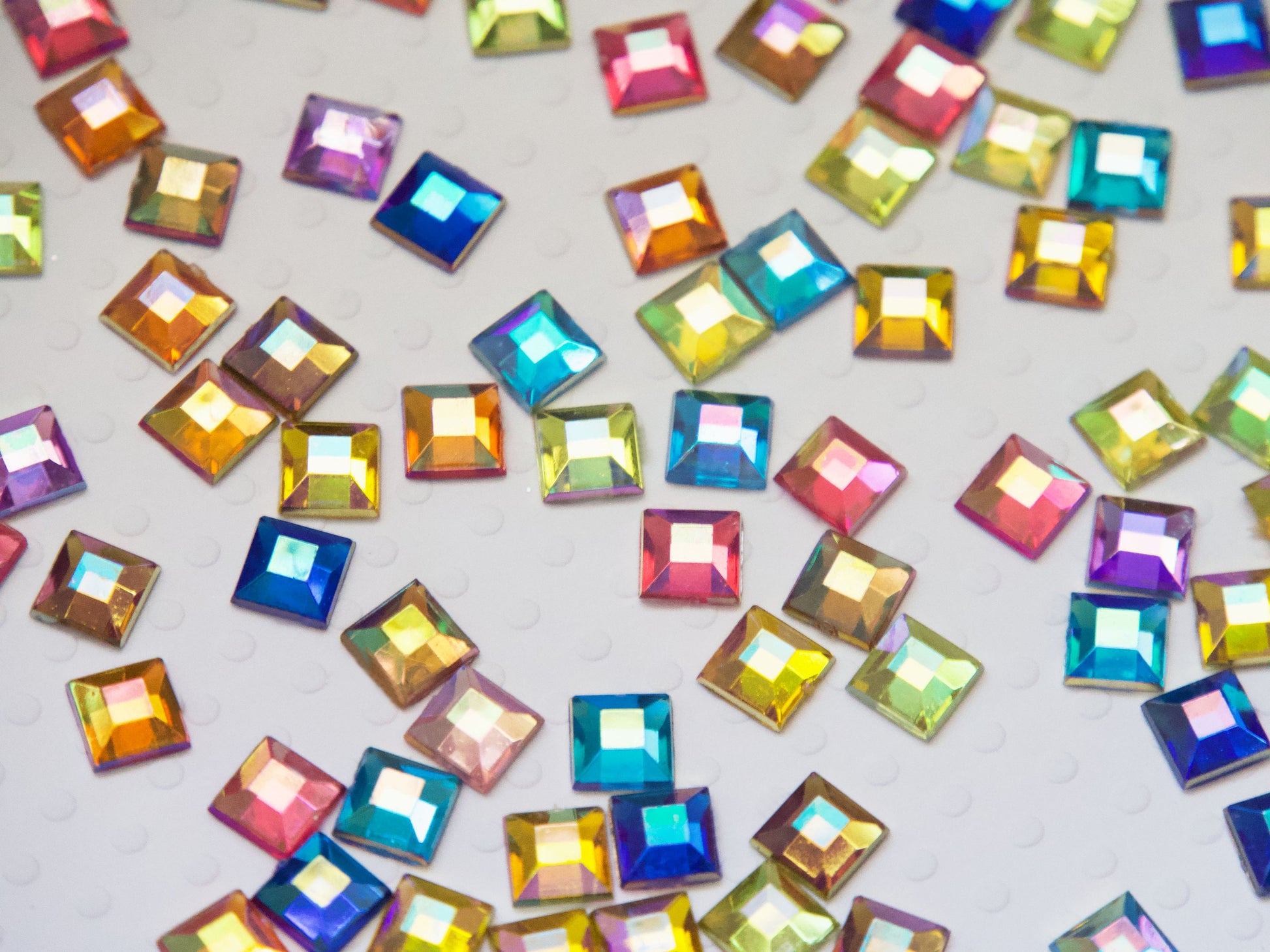50pcs Square Ice Nail Rhinestones/ 4mm 6mm Mixed Color Acrylic Nail Decals/ Flatback Nail Gems for Nails Resin Handmade Crafts Supply