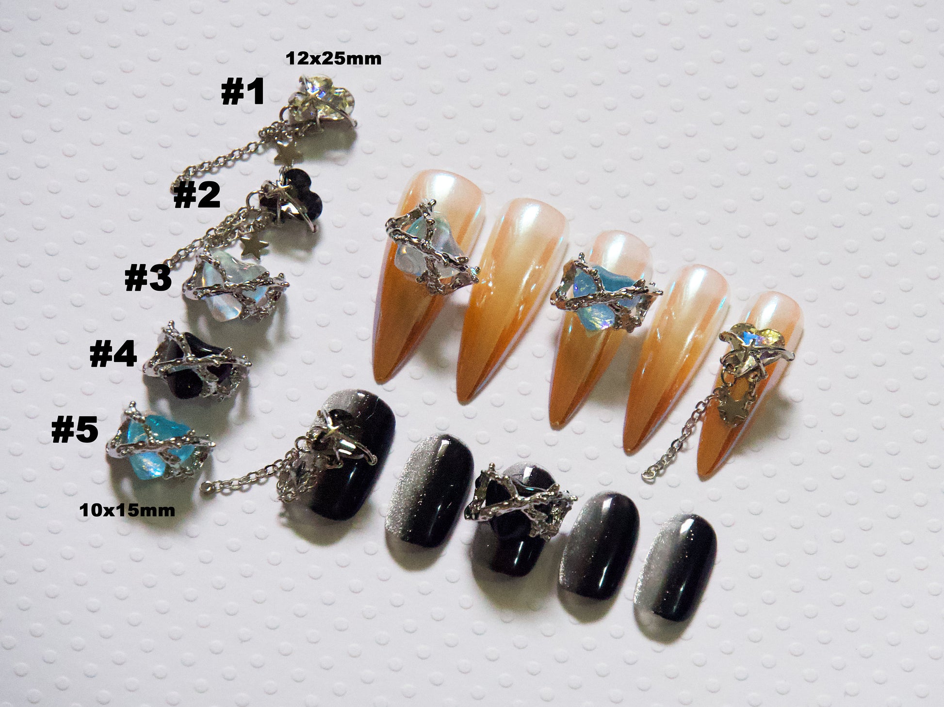 2pcs Barbed Thorns Wire Heart Shaped y2k Punk Nail Charms/ Spicy Girl Gemstone Nail art Jewelry/ Large Hearts Chain Dangle Manicure Decal